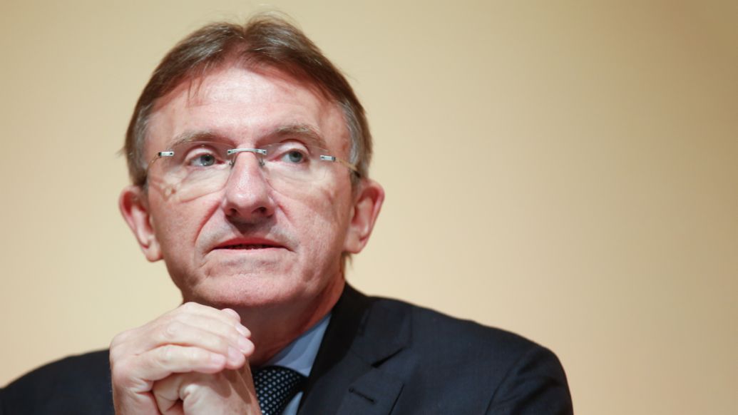 Ken Allen, CEO of DHL Express in the 2007-2008 Financial Crisis, Porsche Conulting GmbH