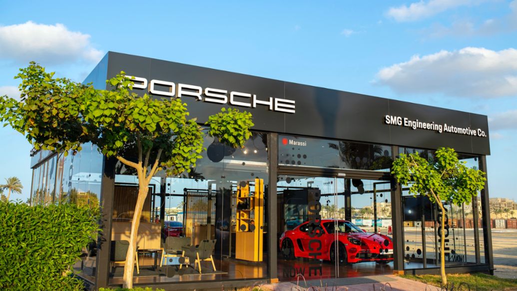 718 Cayman, pop-up store Porsche NOW, Marassi, Egipto, 2021, Porsche AG