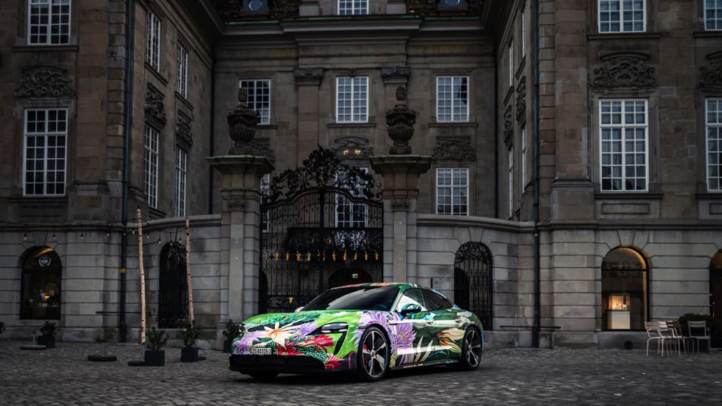 Taycan Artcar by Richard Phillips, Zürich, Schweiz, 2021, Porsche AG