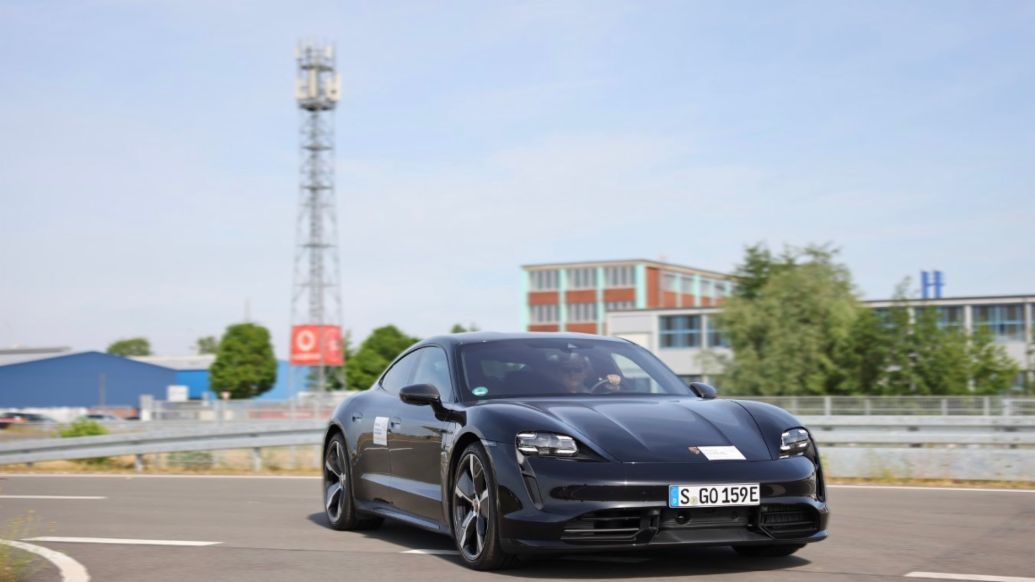 5G@Weissach Testing in Weissach, 2021, Porsche AG