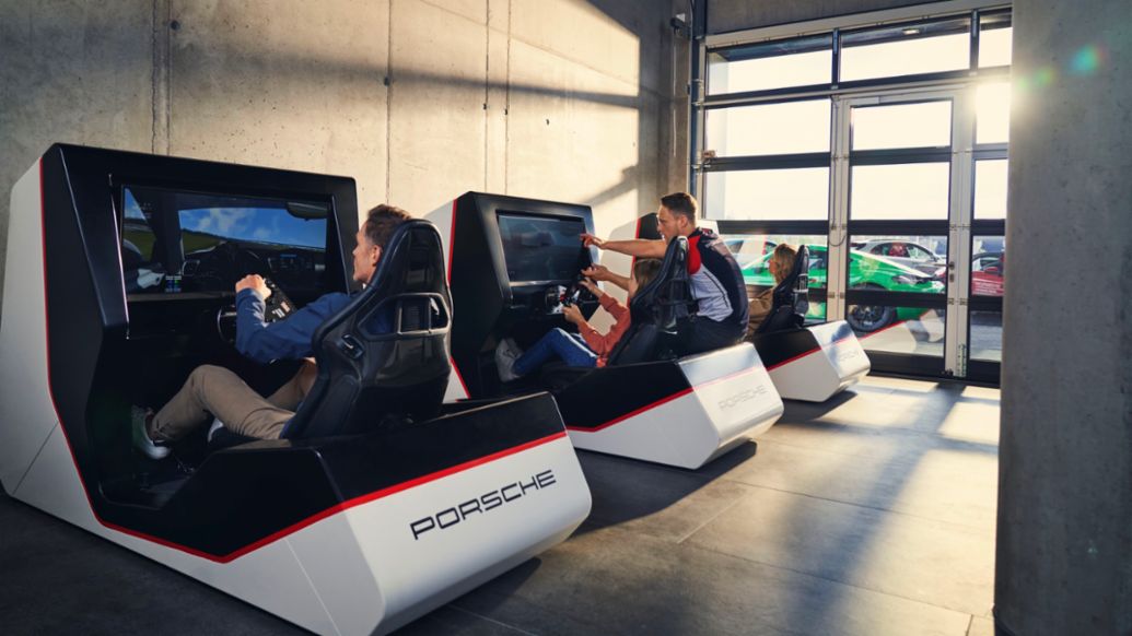 SimLab, Porsche Experience Center Hockenheimring, 2021, Porsche AG