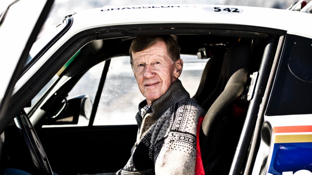 Walter Röhrl, embajador de Porsche, 911 Carrera 3.2 4x4 Paris-Dakar (953), Cold Start by GP, Zell am See, Austria, 2021, Porsche AG