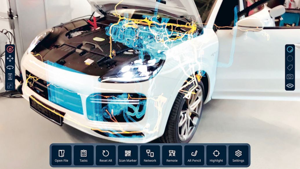  Cayenne Coupé, Virtual Reality Car Configurator, 2021, Porsche AG