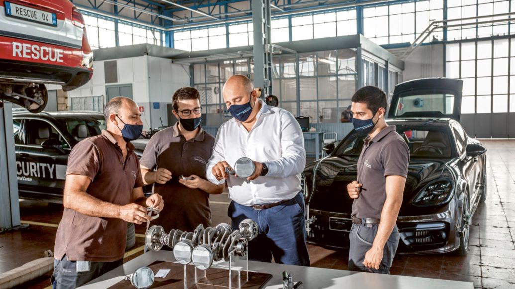 Pierpaolo Positano, Director de Ingeniería, Panamera, Centro Técnico de Nardò, Italia, 2021, Porsche AG