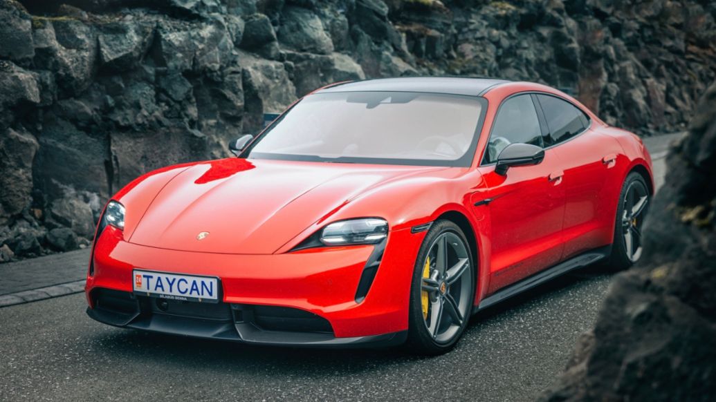 Taycan Turbo S, Island, 2021, Porsche AG