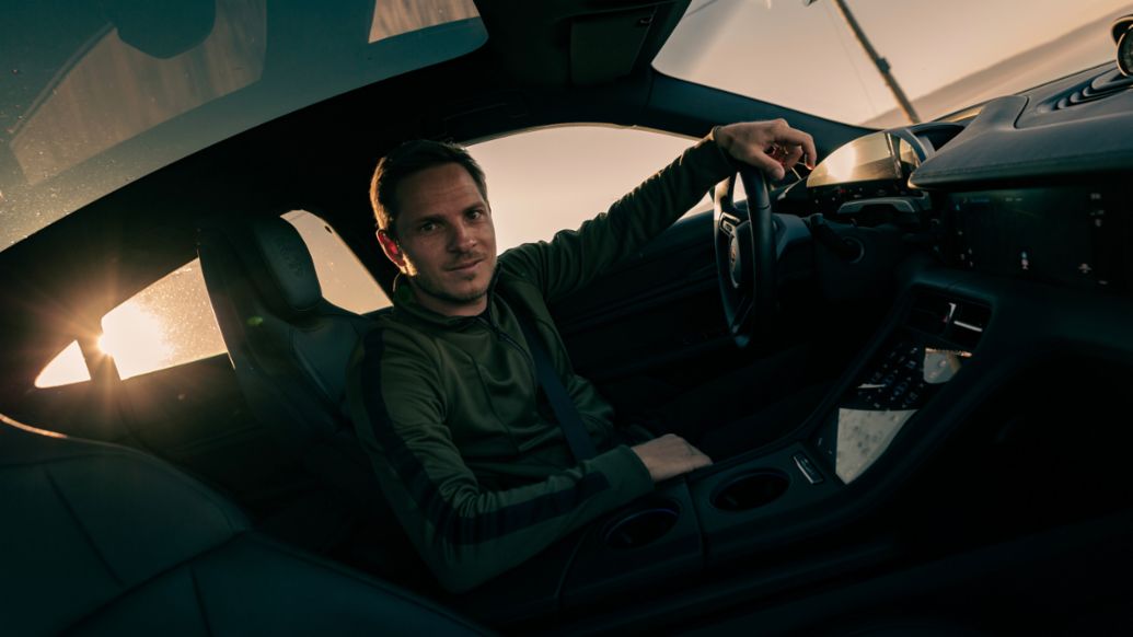 Sebastian Steudtner, Taycan, 2021, Porsche AG