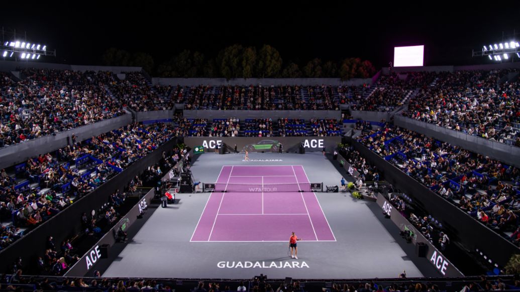 Pista central del Centro Panamericano de Tenis, Finales de la WTA, Guadalajara, 2021, Porsche AG