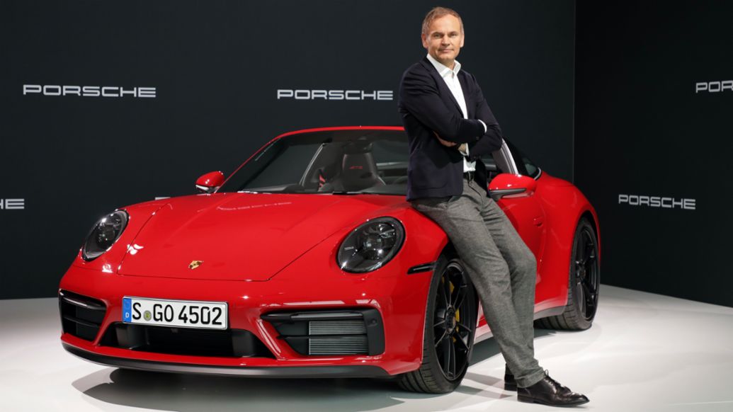 Oliver Blume, Vorstandsvorsitzender der Porsche AG, 911 Targa 4 GTS, Jahrespressekonferenz, 2022, Porsche AG