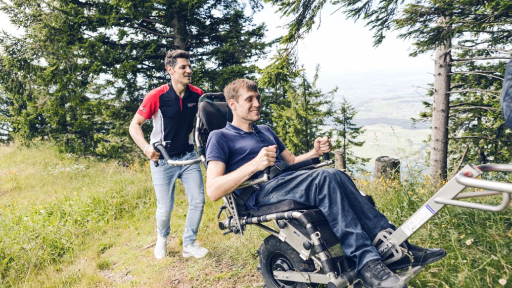 ‘Join the Porsche Ride’ (‘Únete al Viaje Porsche’), Suiza, 2022, Porsche AG