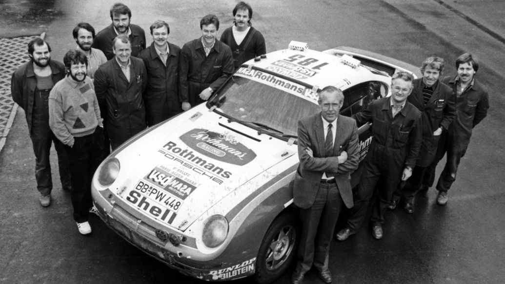 Peter Falk (primer plano), 959 París-Dakar, 1986, Porsche AG