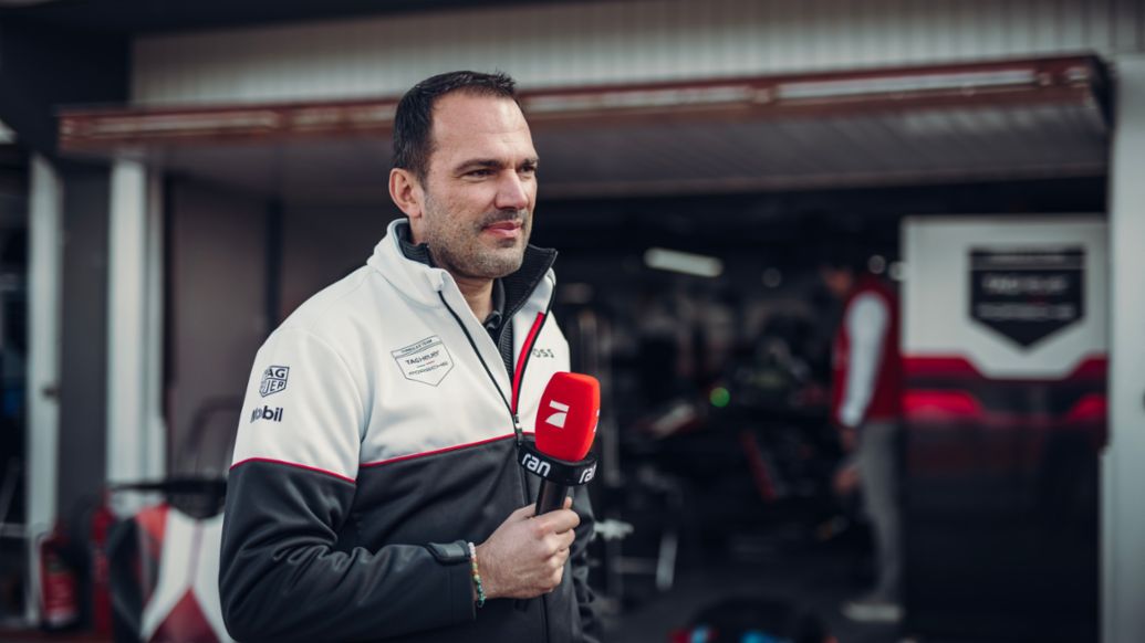 Florian Modlinger, Director de Competición del Equipo Oficial de Fórmula E, Valencia, España, 2022, Porsche AG