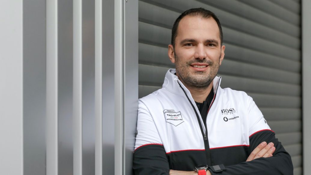  Florian Modlinger, Gesamtprojektleiter Formel E, 2022, Porsche AG