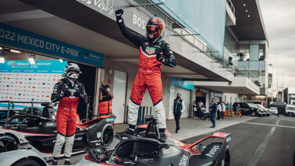 André Lotterer y Pascal Wehrlein (i-d), 99X Electric, E-Prix de Ciudad de México, 2022, Porsche AG