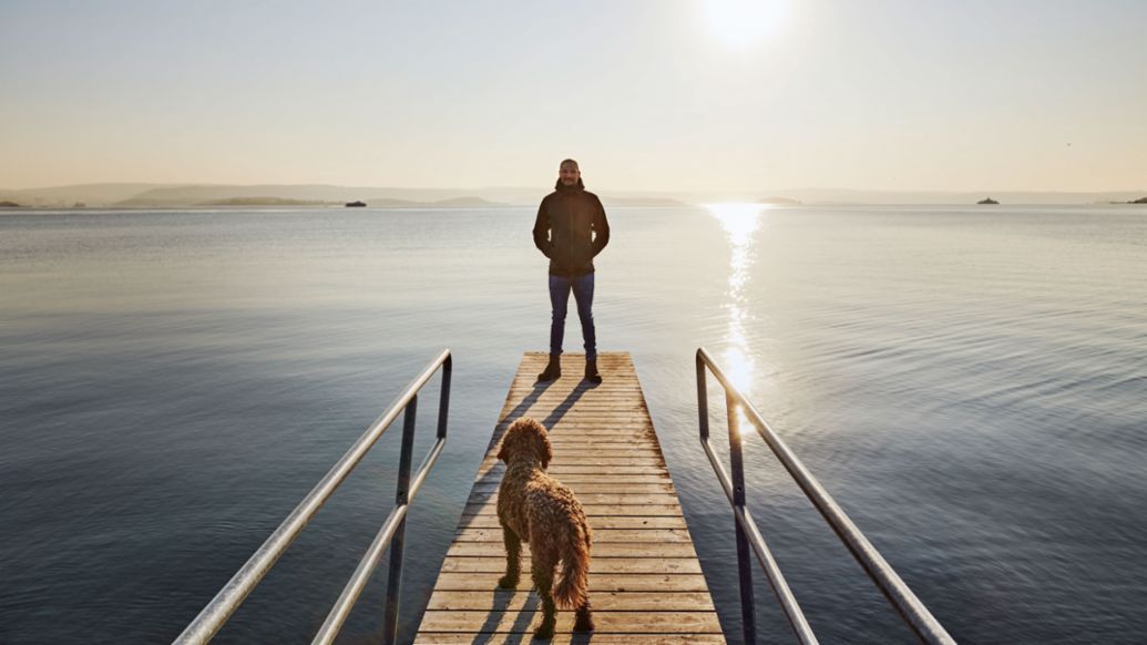 Aksel Lund Svindal with his dog Molly, Oslo, Norway, 2022, Porsche AG