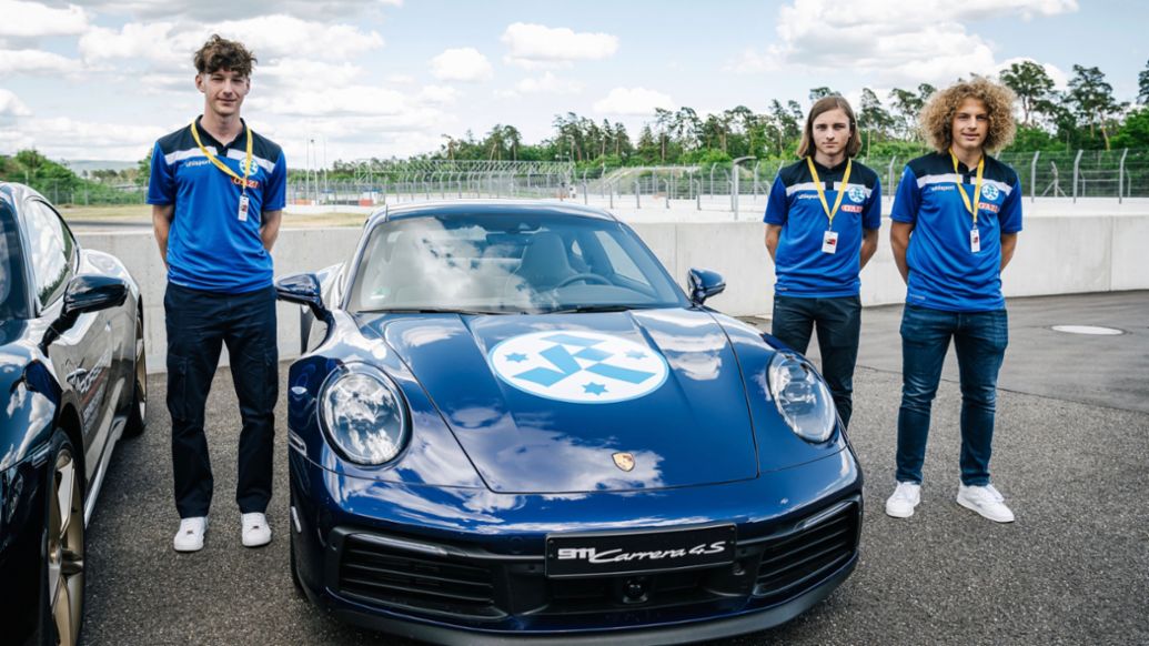 Noah Hampp, Marko Mladenovic, Kimi Kerber (l-r), Stuttgarter Kickers, 2022, Porsche AG