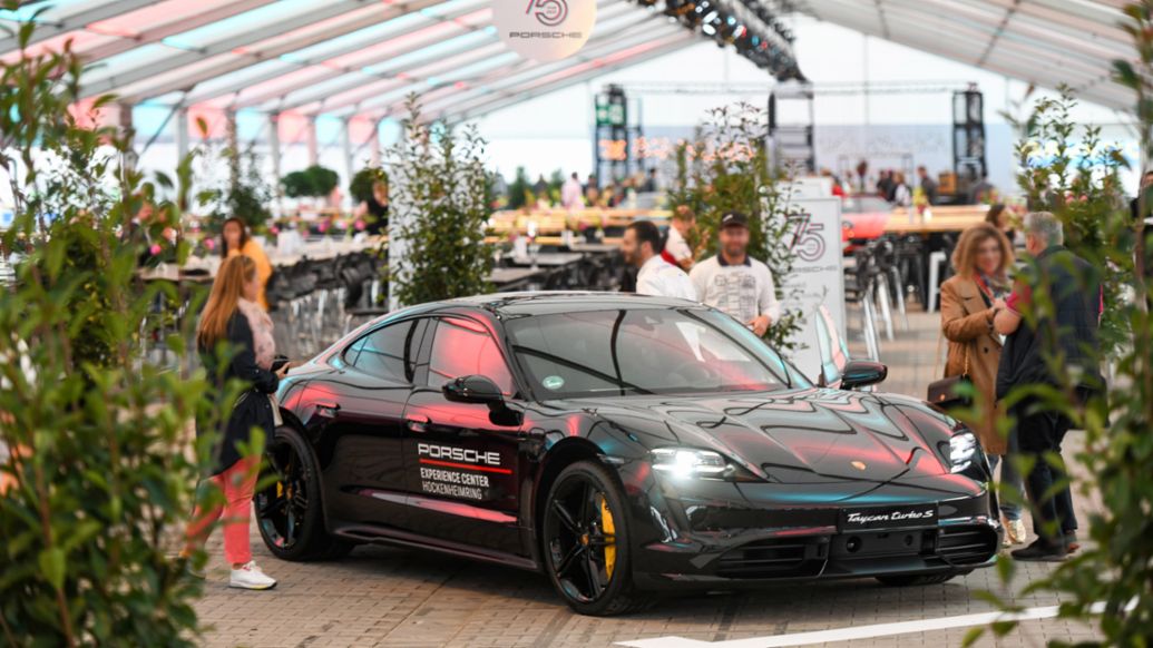 Taycan Turbo S, Festival of Dreams, 2023, Porsche AG
