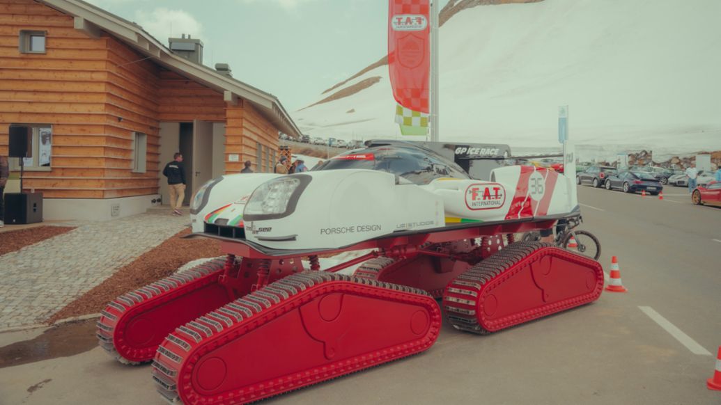 Porsche F.A.T. 919 Snowcat, Porsche Heights, Österreich, 2023, Porsche AG