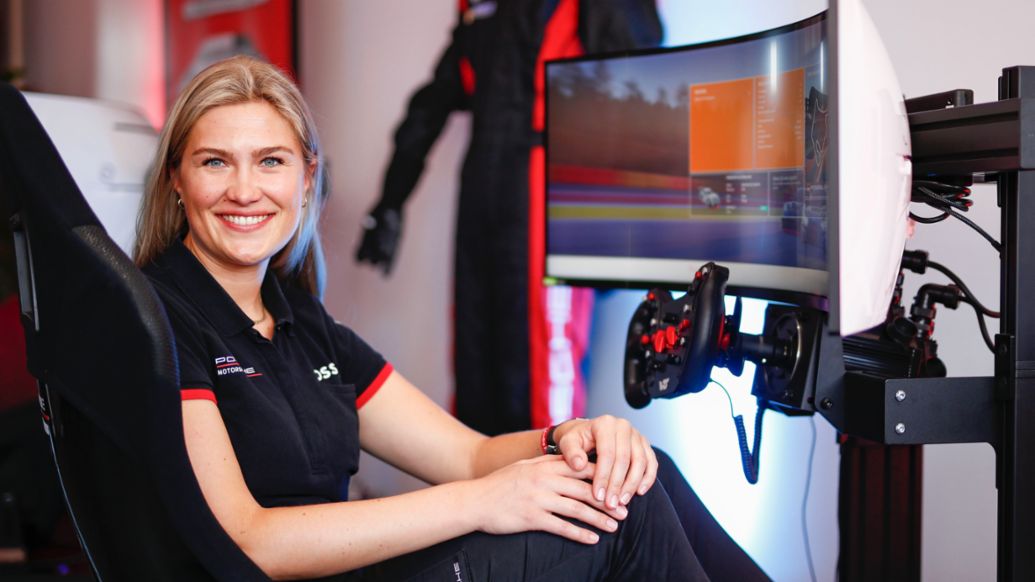 Nina Braack, Leiterin Esports bei Porsche Motorsport, 2023, Porsche AG