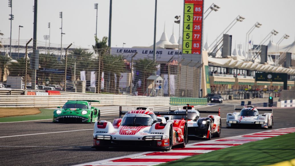 Porsche 963, Porsche Penske Motorsport (#6), Kevin Estre (F), Andre Lotterer (D), Laurens Vanthoor (B), Sakhir (Bahrain), race, 2023, Porsche AG