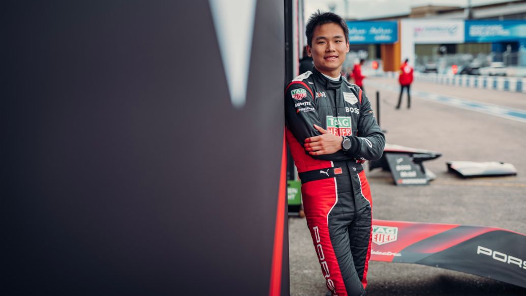 Yifei Ye, piloto de Porsche Motorsport Asia Pacífico, 2023, Porsche AG