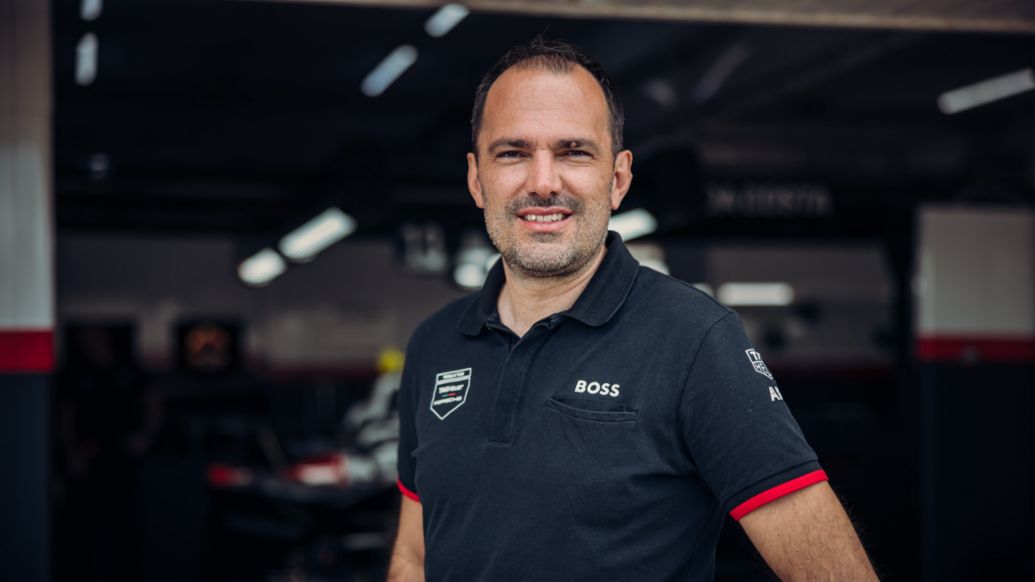 Florian Modlinger, Director de Competición del Equipo Oficial de Fórmula E, 2023, Porsche AG