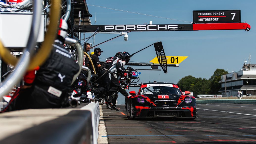 911 GT3 R, Pfaff Motorsports (#9), Klaus Bachler (A), Patrick Pilet (F), IMSA, Road America, 2023, Porsche AG