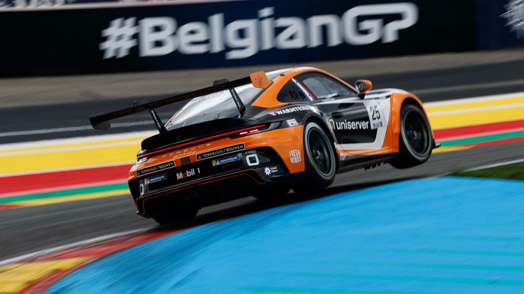 Larry ten Voorde (NL), Porsche 911 GT3 Cup, Team GP Elite (#25), Porsche Mobil 1 Supercup, 2023, Porsche AG