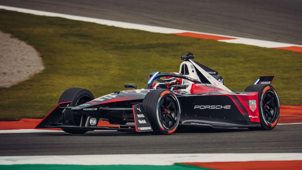 The TAG Heuer Porsche Formula E Team defends its championship lead in São  Paulo - Porsche Newsroom