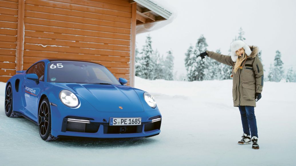 Katarina Kyvalova, Porsche 911 Turbo S, Porsche Ice Experience Individual Experience, 2023, Porsche AG