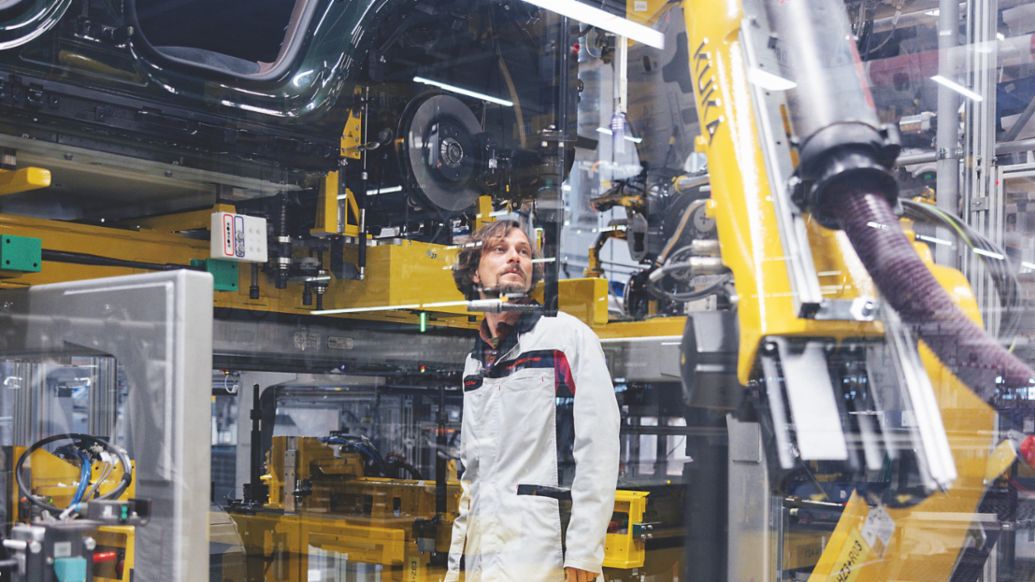 Sebastian Böttcher, Planer Betriebsmittel, Porsche Werk Leipzig, 2024, Porsche AG