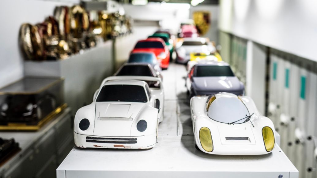 Archivo de Porsche, Museo Porsche, Stuttgart-Zuffenhausen, 2024, Porsche AG