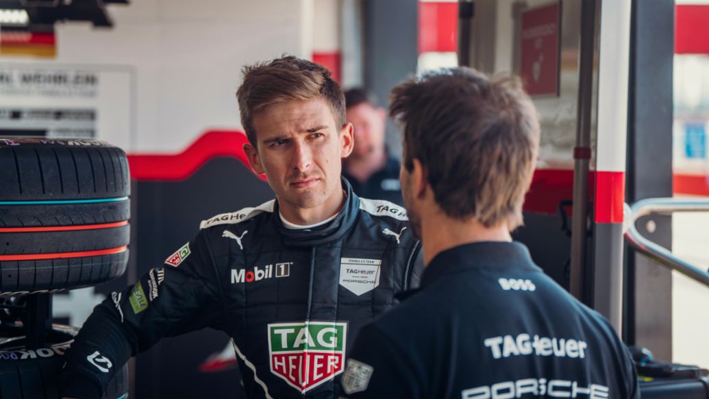 Matt Campbell, Rookie-driver TAG Heuer Porsche Formel-E-Team, Misano, Italy, 2024, Porsche AG