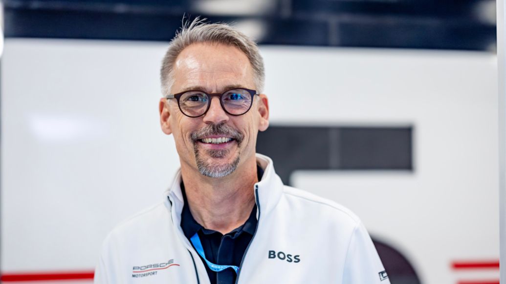 Thomas Laudenbach (Vice President Porsche Motorsport), Qatar, 2024, Porsche AG