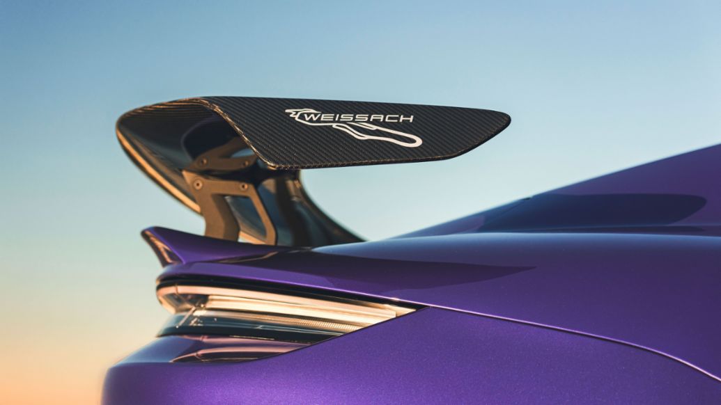 Taycan Turbo GT mit Weissach-Paket, Laguna Seca, USA, 2024, Porsche AG
