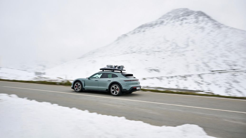 Taycan 4S Cross Turismo, Interieur, Wallis, Schweiz, 2025, Porsche AG