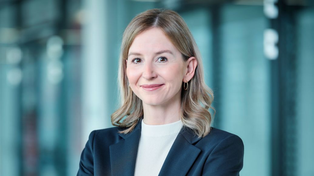 Isabel Vollers, CEO and Country Director of Hitachi Rail Germany, 2026, Porsche Consulting GmbH