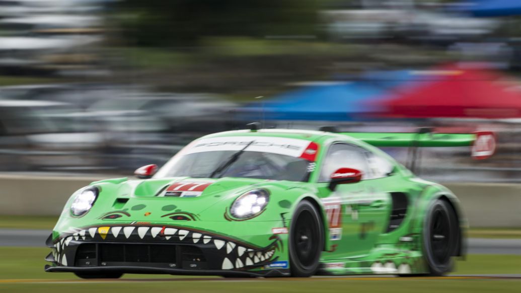Porsche 911 GT3 R "Rexy", AO Racing (#77), Harry King (GBR), Nick Tandy (GBR), Road America, USA, 2026, Porsche AG