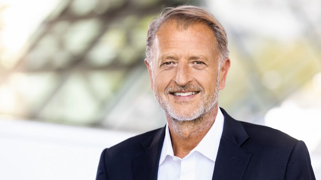 Detlev von Platen, miembro del Consejo Directivo de Porsche AG responsable de ventas y marketing, 2019, Porsche AG