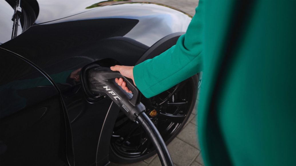 Plus de 900 000 points de recharge, un seul accès : Porsche Charging Service