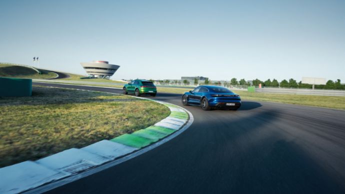 Porsche Leipzig Rundstrecke, Macan Turbo und Panamera Turbo, Leipzig, 2019, Porsche Leipzig GmbH