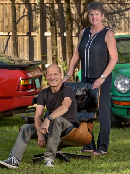 Mark and Missy Fisk, Eames 670 Lounge, 1987 Guards Red Porsche 944 S, 1978 Fern Green 911 SC, Photo: Gary Kessler