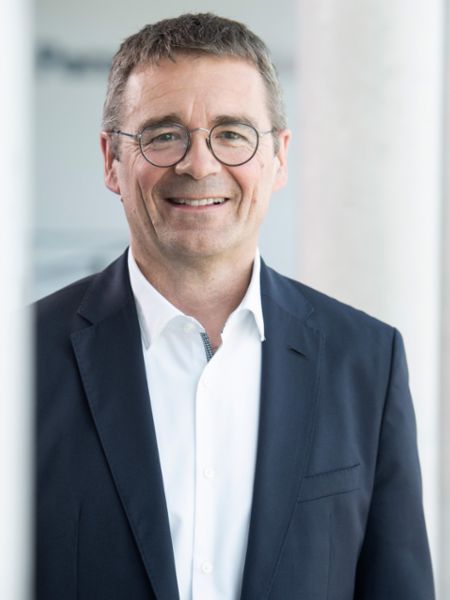 Peter Schäfer, aktueller CEO von Porsche Engineering, 2023, Porsche AG