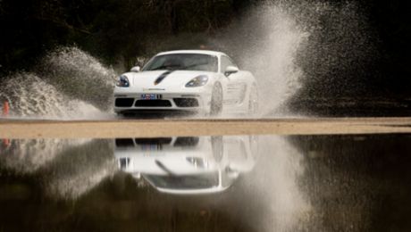 Porsche Experience launches new website