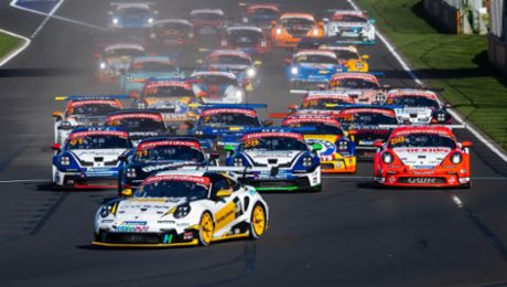 Dramatic Carrera Cup round a Grand Prix highlight