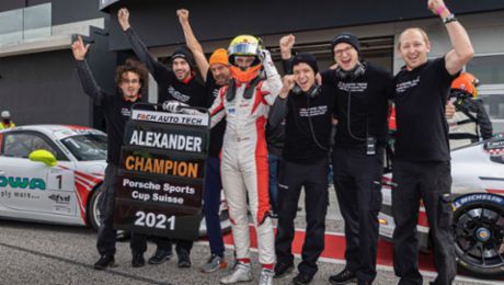 Alexander Fach conserve son titre de champion de la GT3 Cup