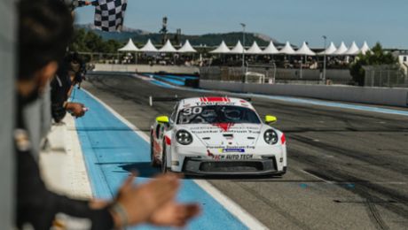 Le débutant sur GT3 Cup, Felix Hirsiger, a également fait sensation au Castellet