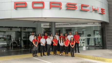 Porsche da premio Importador del Año 2021 a Alemautos Panamá S.A. y a Automotriz Alemana de Costa Rica