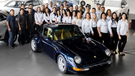 Porsche da premio Importador del Año 2021 a Alemautos Panamá S.A.