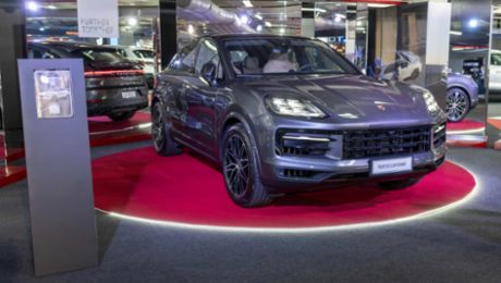 Porsche exhibe sus SUVs de lujo en Cadam Motor Show