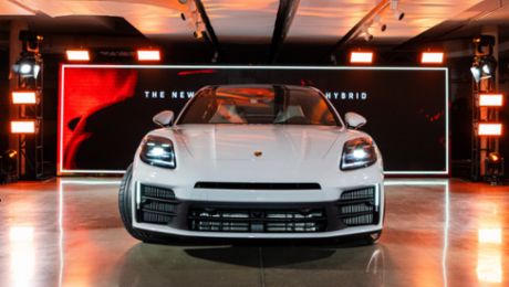 Llega a Chile la tercera generación de Porsche Panamera: más digital, más conectado y eficiente